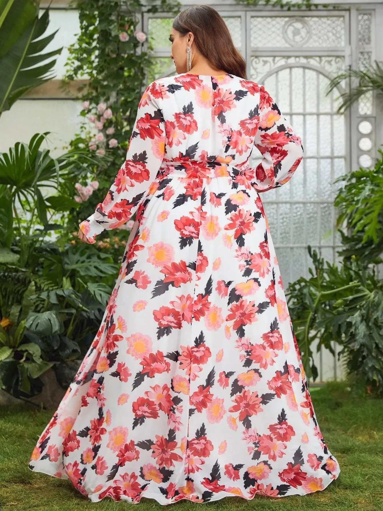 Plus Floral Elegance Long-Sleeve Maxi Dress