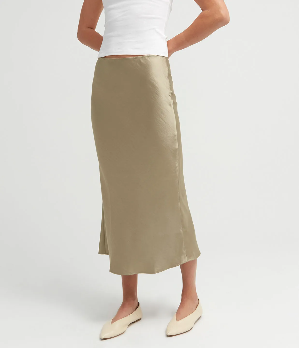 Saagneta Maxi Skirt in Light Olive