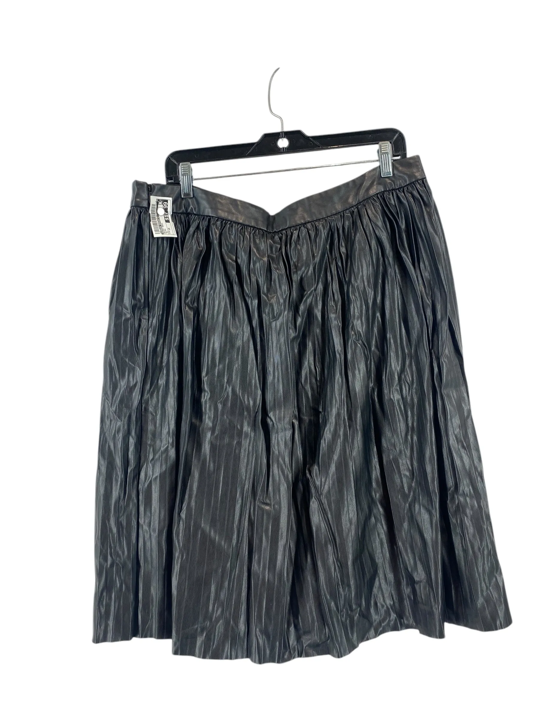 Skirt Maxi By Banana Republic In Black, Size: 16