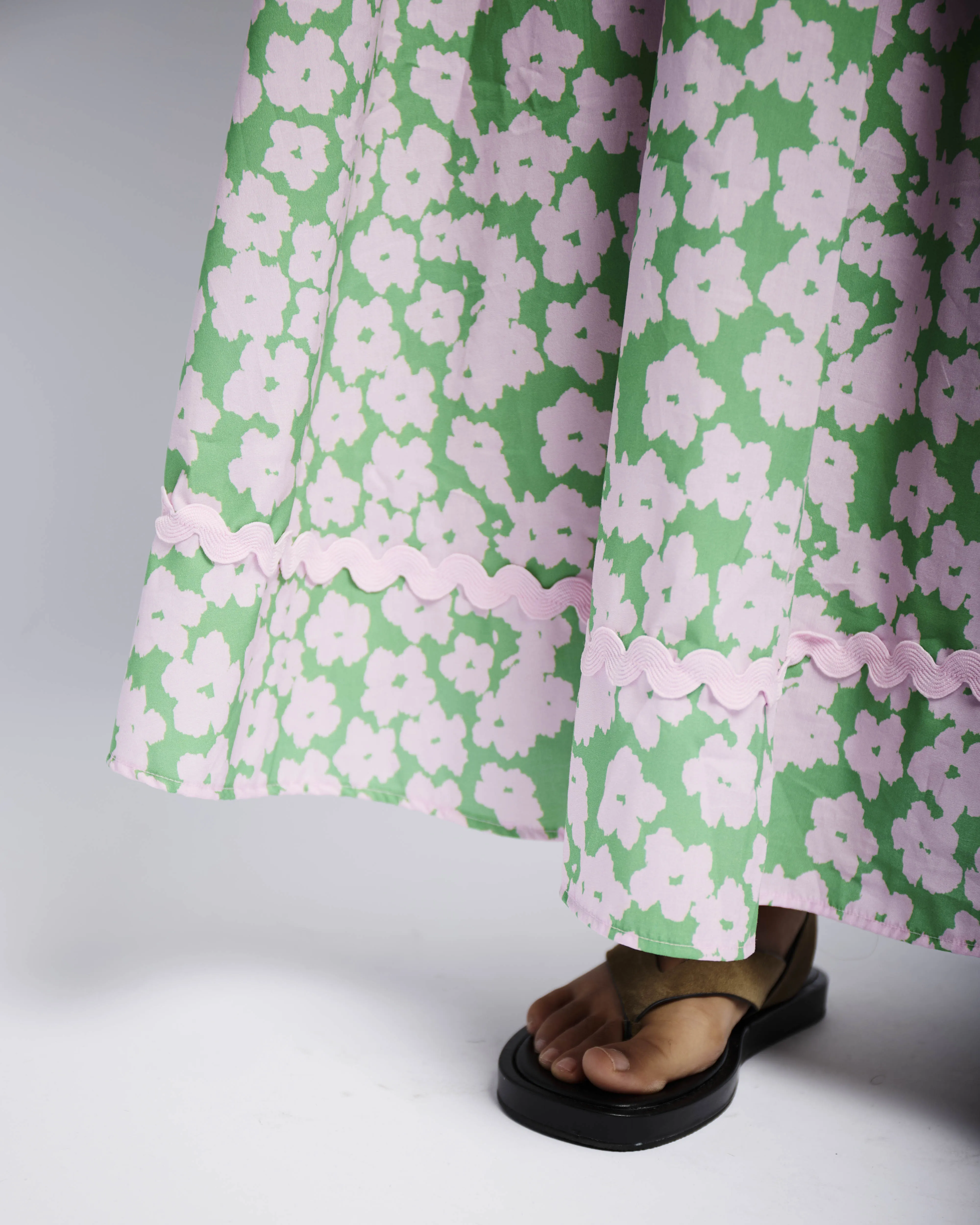 The Cotton Skirt with Ric Rac in Garden Floral