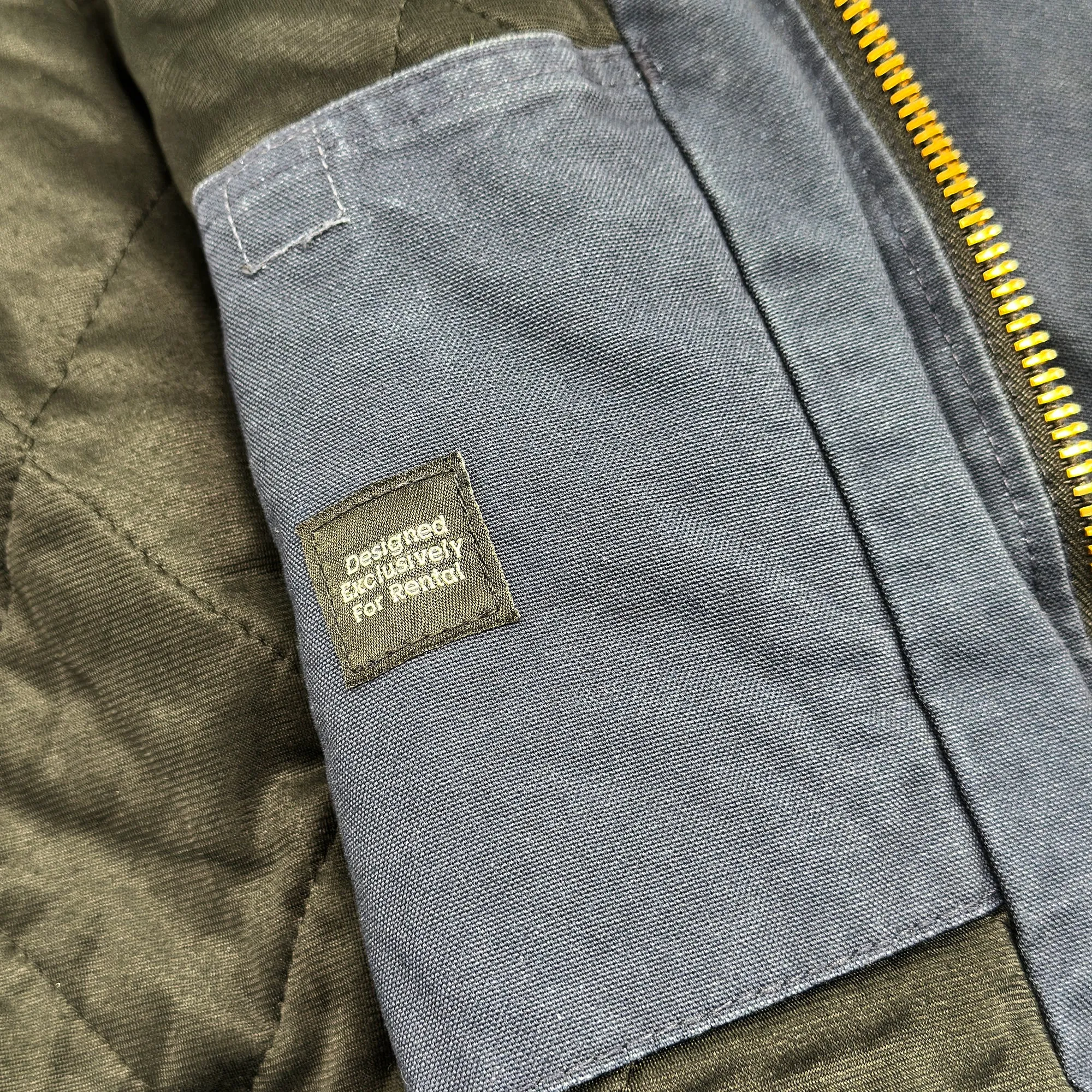Thrashed Blue Carhartt 376-20 Quilted Flannel Lined Active Jacket Large
